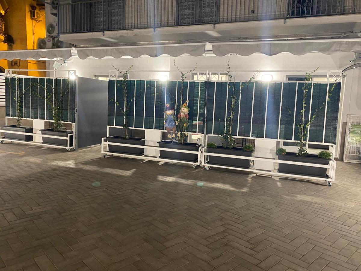 Terrazza Annunziata Hotel Napoli Bagian luar foto